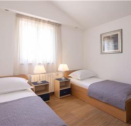 6 Bedroom Waterfront Villa with Pool in Uvala Ljubljeva near Trogir, Sleeps 12-13